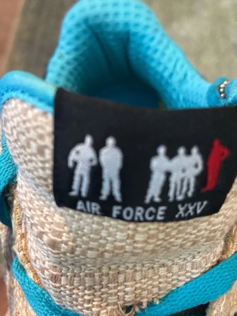 Nike Air Force One, Bahamas edition